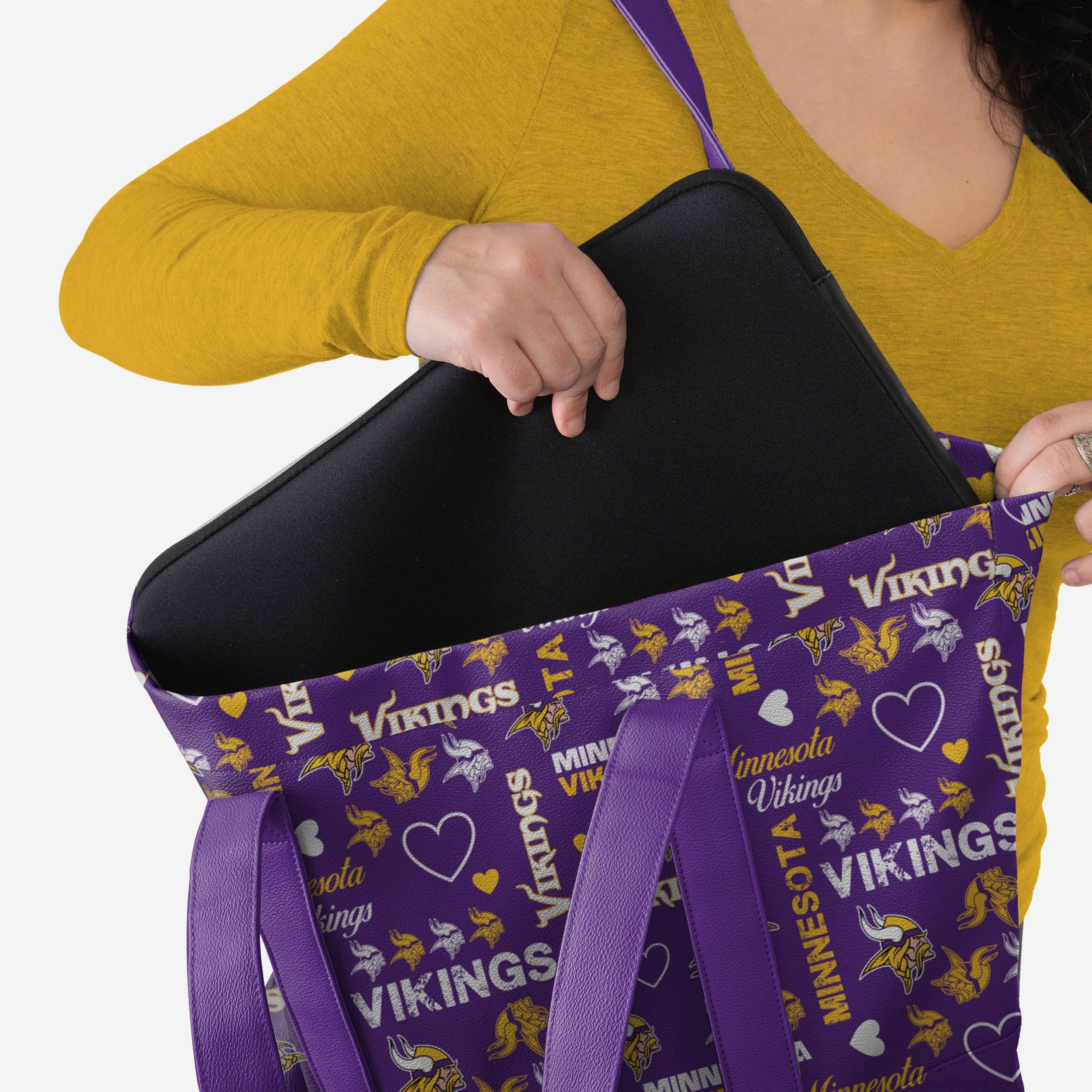 Minnesota Vikings Logo Love Tote Bag - Show Your Fandom!