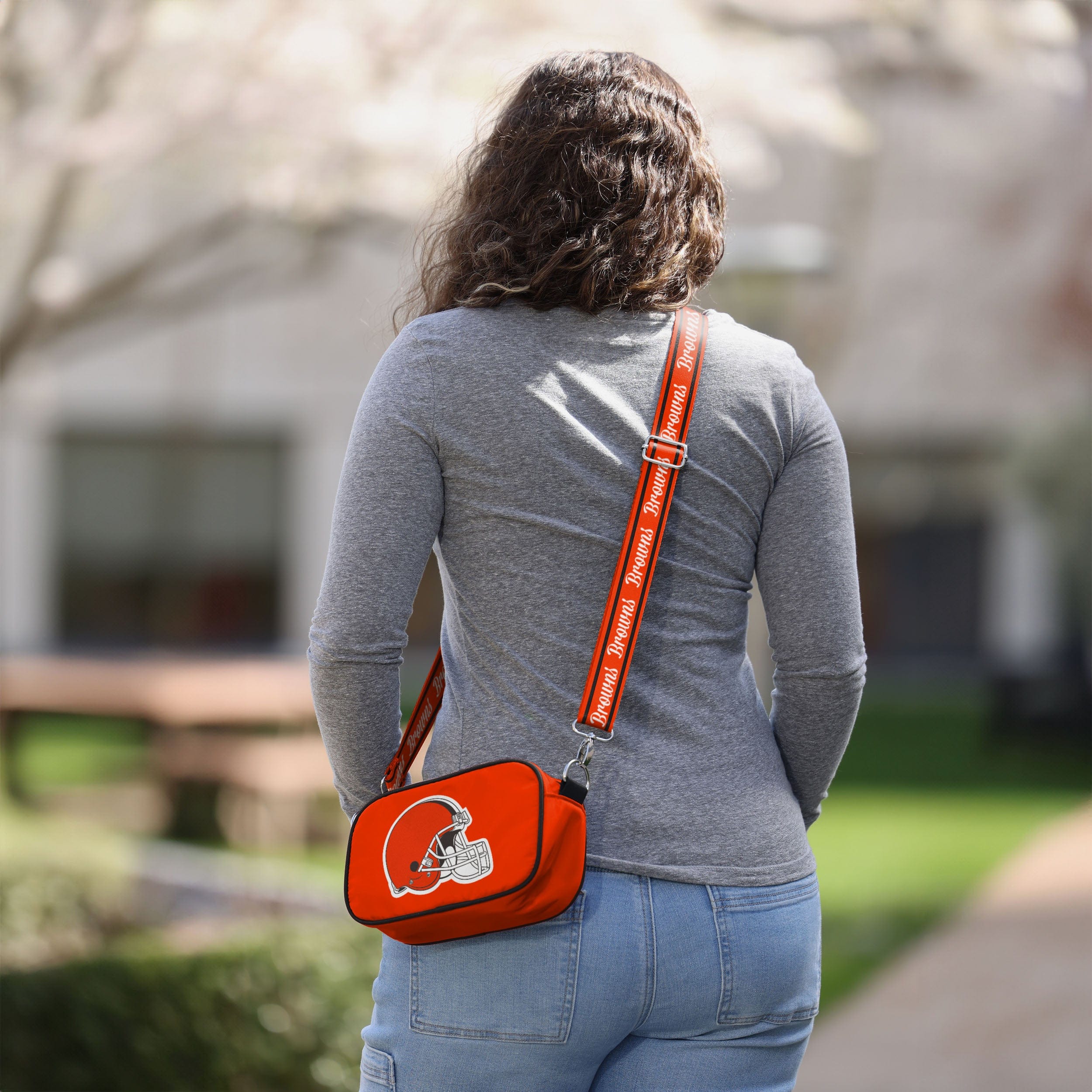 Exciting Cleveland Browns Team Logo Crossbody Bag - Show Your Team Spirit!