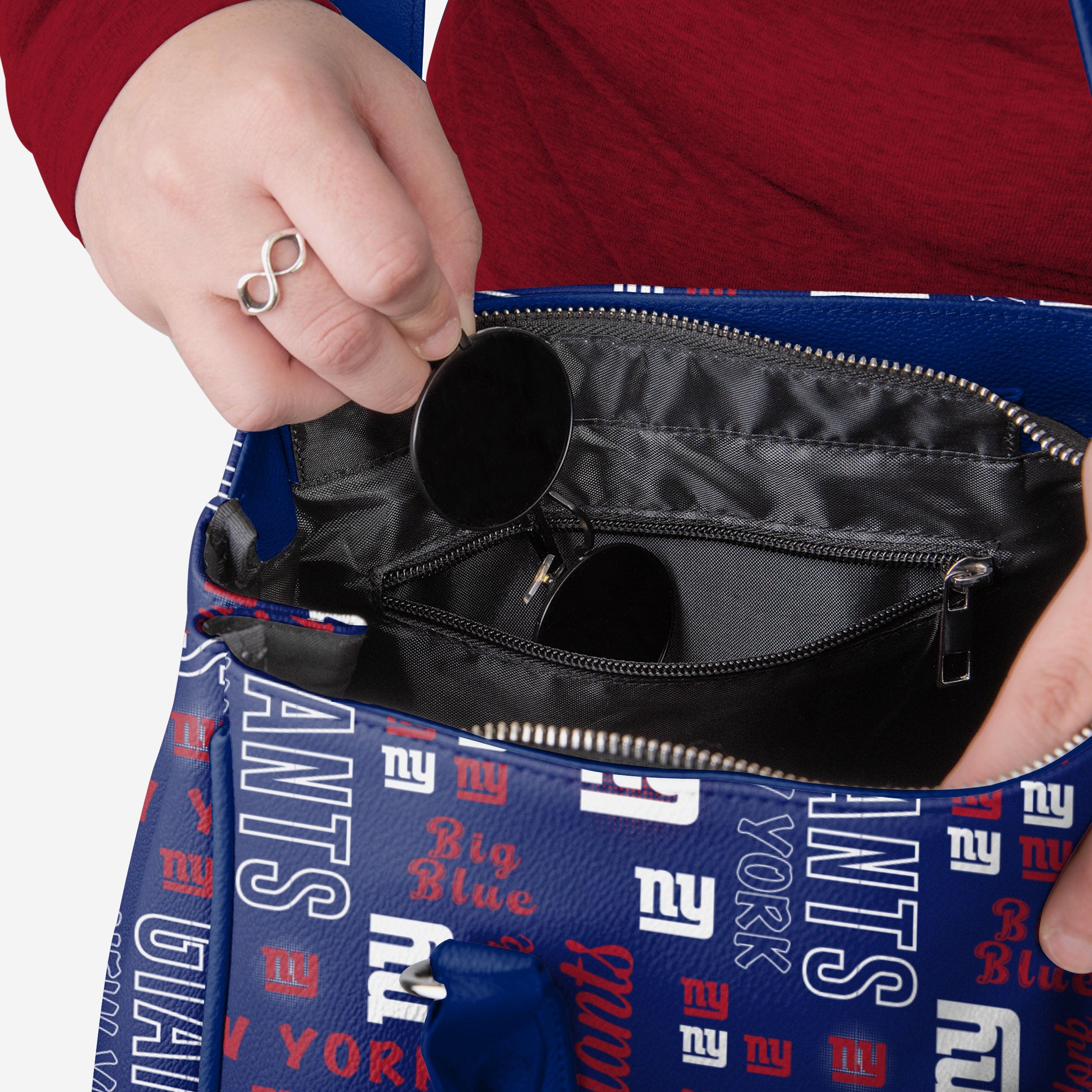 New York Giants Spirited Style Printed Collection Purse - Show Your Fandom!
