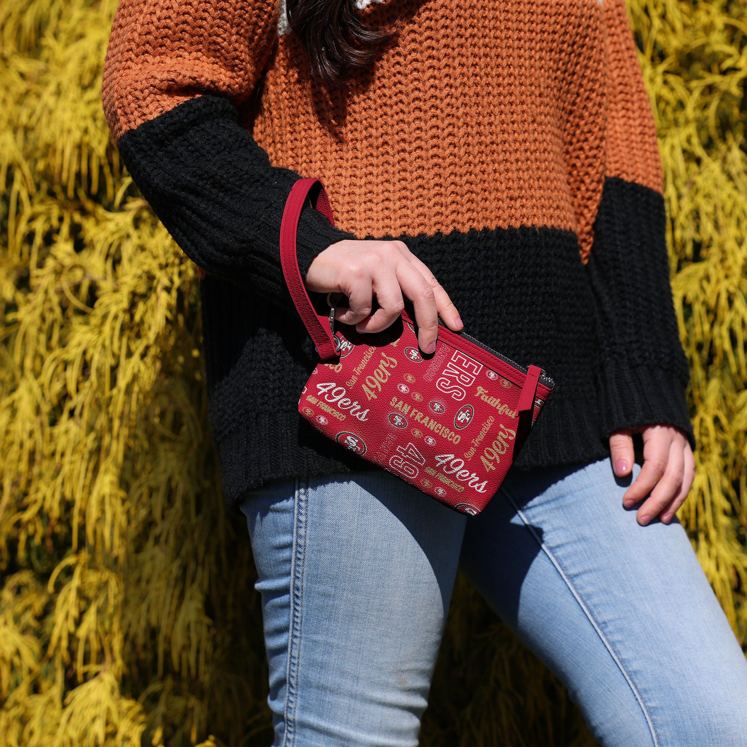 San Francisco 49ers Spirited Wristlet with Repeat Logo - Must - Have for Fans!