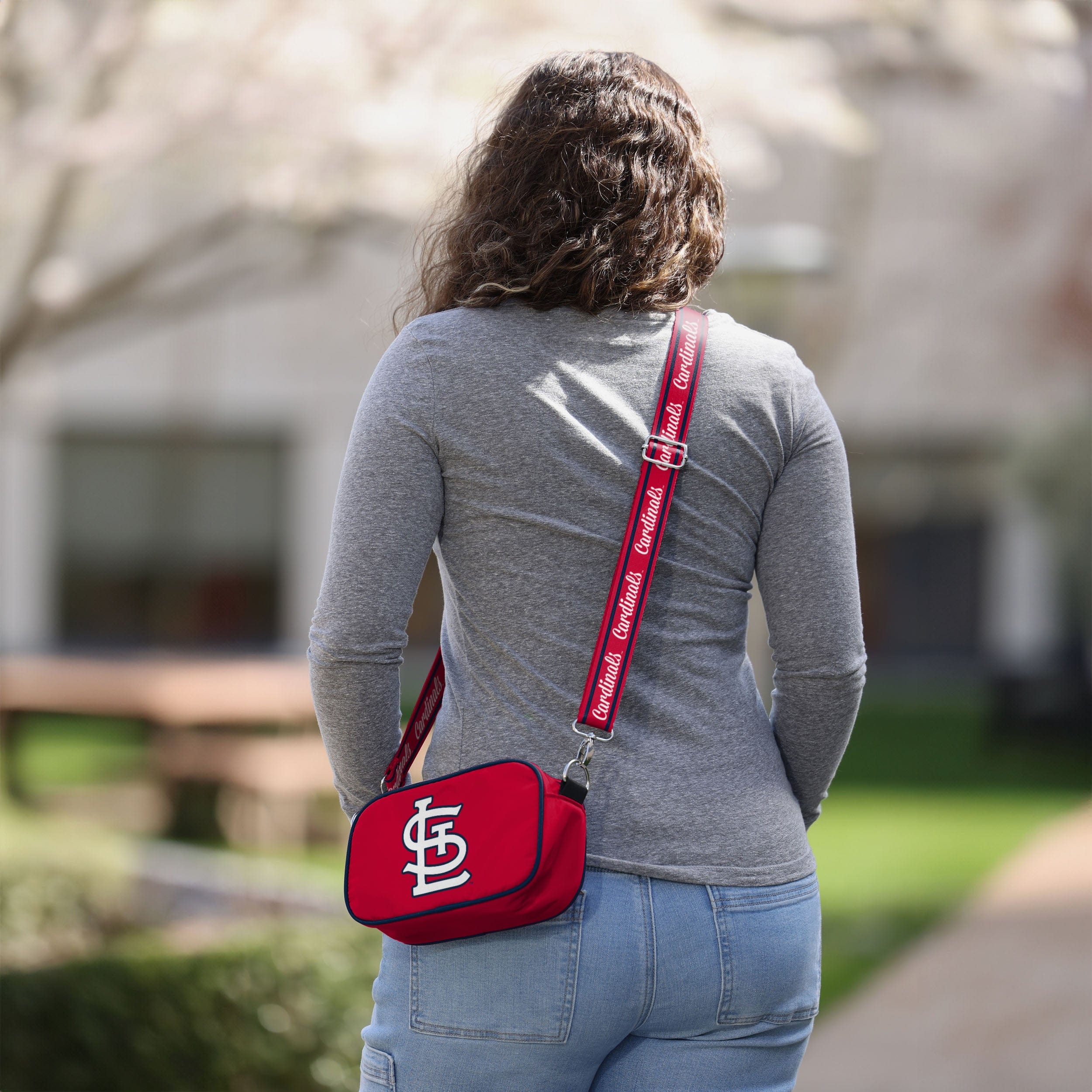 St. Louis Cardinals Team Logo Crossbody Bag - Show Your Team Spirit!